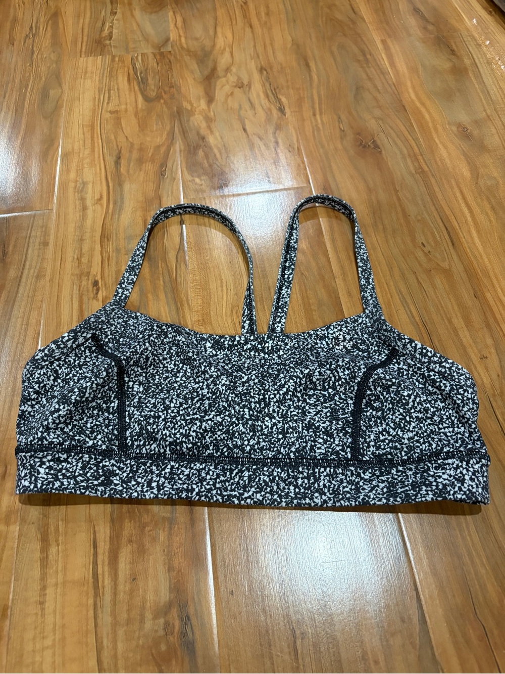 Lululemon Women’s Sports Bra